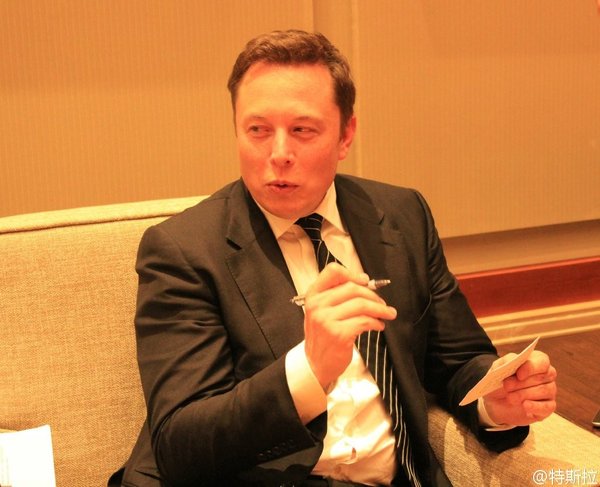 特斯拉CEO马斯克身家超越股神巴菲特，晋升全球第七大富豪