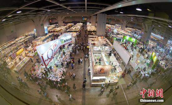 2019年第30届香港书展。中新社记者 张炜 摄