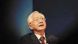吴敬琏多年前主编的工具书，扇了现在的他一记耳光