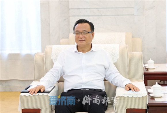 孙立成孙述涛会见中科院院士、中国科大常务副校长潘建伟