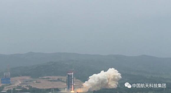 长四乙一箭三星！资源三号03星成功发射