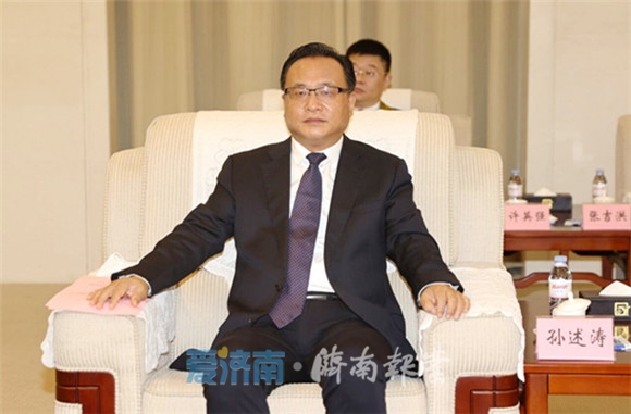 大力弘扬企业家精神与企业同舟共济扬帆远航 孙立成孙述涛会见“影响济南”经济人物评选获奖企业家
