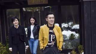 李咏在美国举行葬礼原因曝光，原来他在自传里就暗示过了 