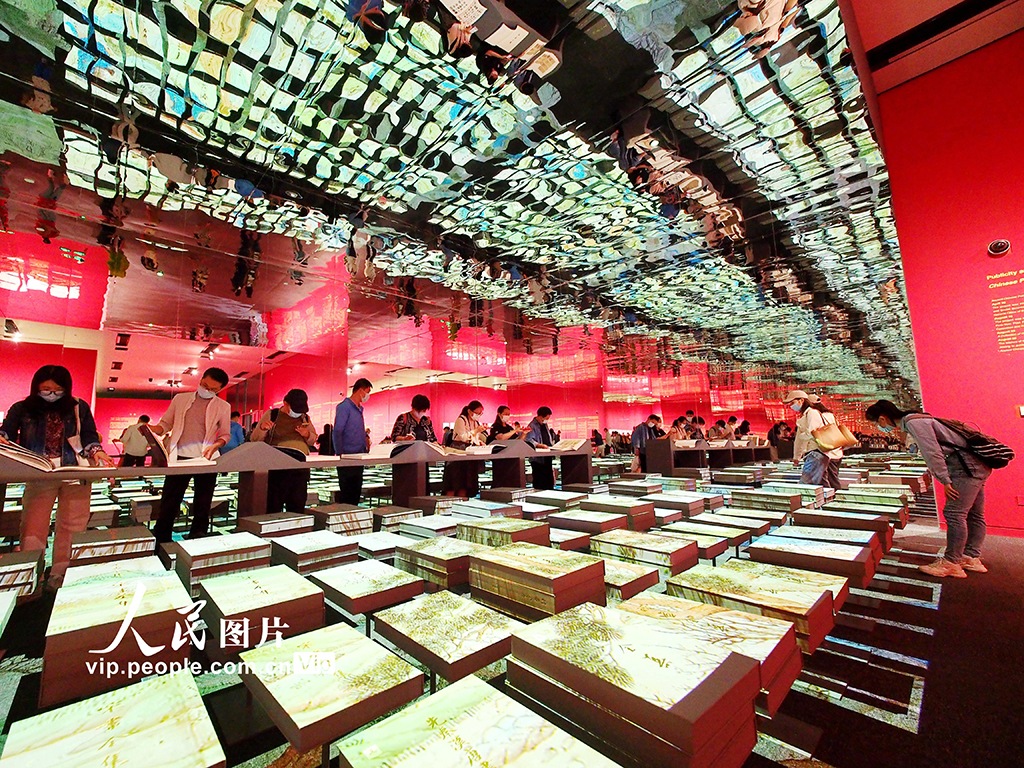 “盛世修典——‘中国历代绘画大系’成果展”在国博开幕